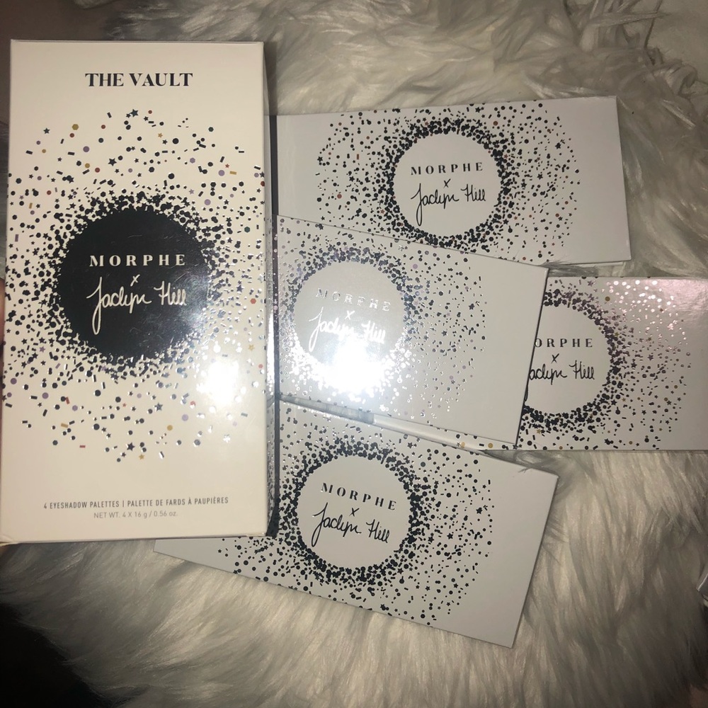 Jaclyn Hill vault pallets